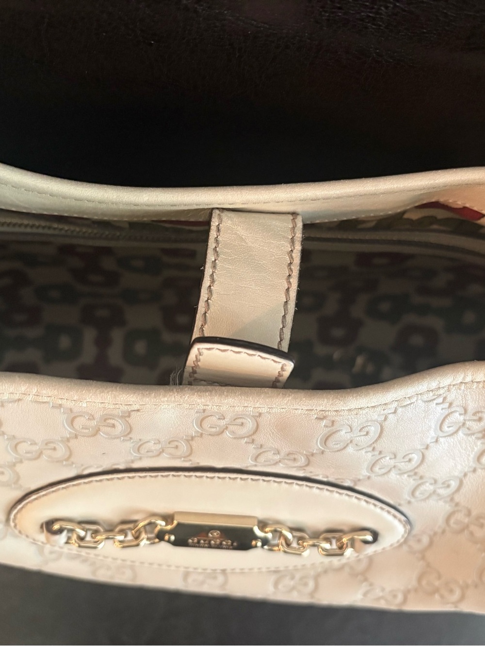 Beautiful Vintage Gucci Ivory GG Monogram Punch Hobo Bag with Gold Hardware - Picture 7 of 15